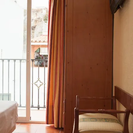Guest house Jayma 2*